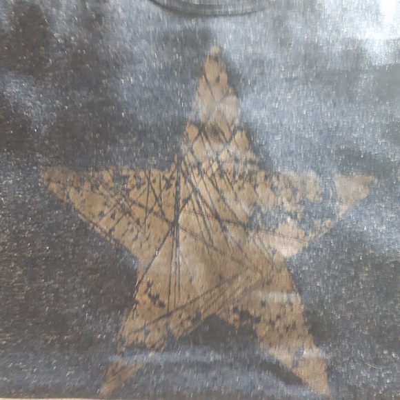 Blue Maurices Tee - Picture 3 of 7